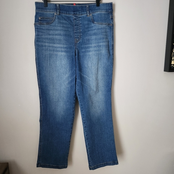 SPANXshape™ | EveryWear High Rise Pull On Straight Leg Jeans - Size XL - Picture 2 of 9